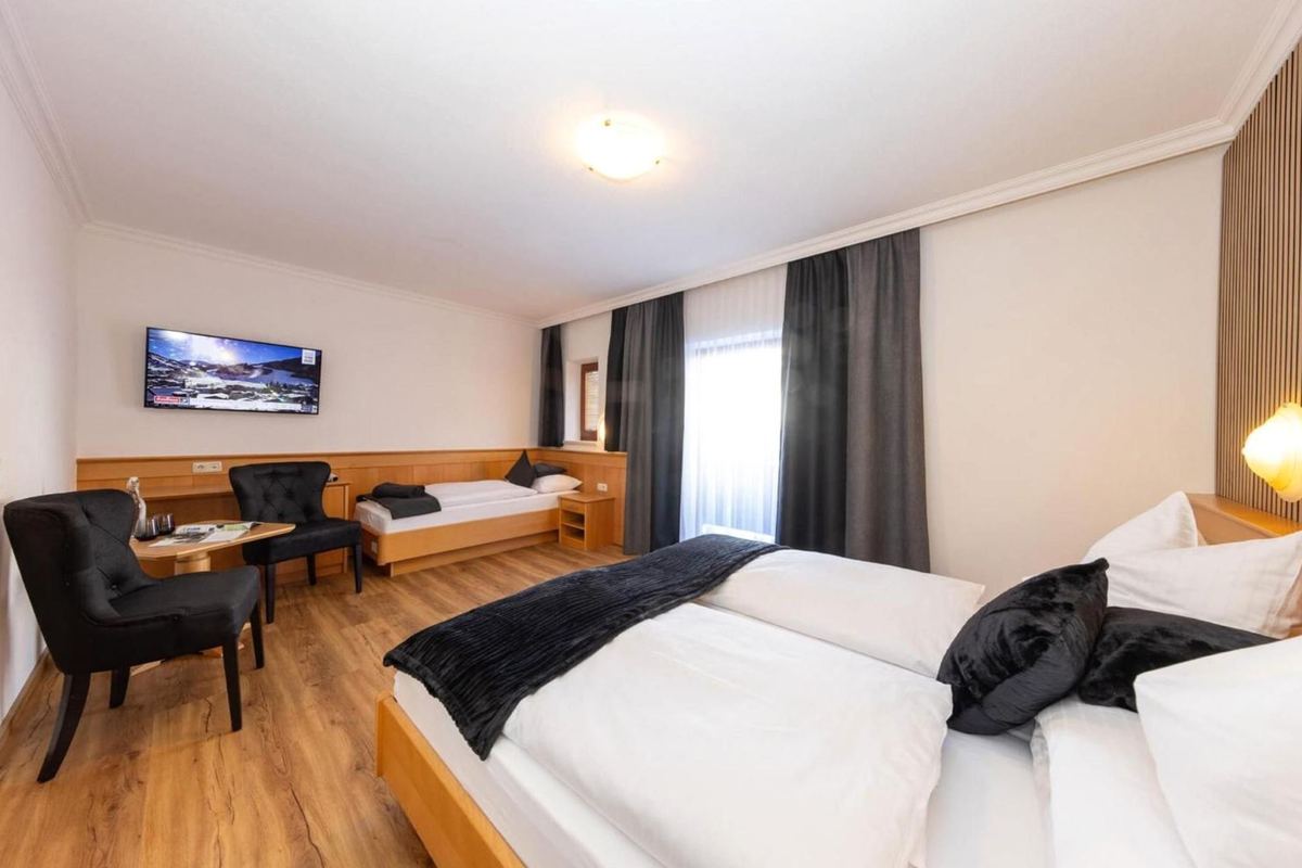 Luxuriöses Hotelzimmer mit skandinavischem Design